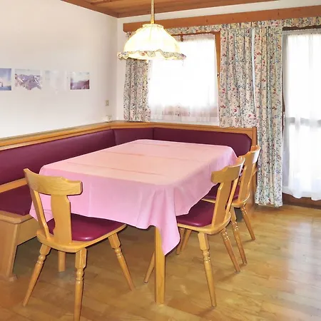 Haus Neumayr 200W Apartment *