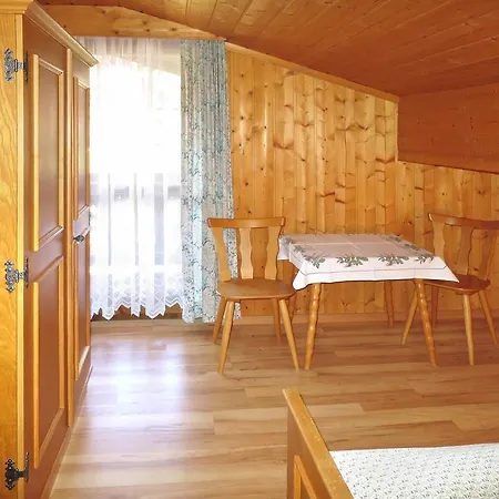 Haus Neumayr 200W Apartment