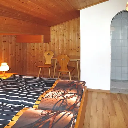Haus Neumayr 200W Apartment
